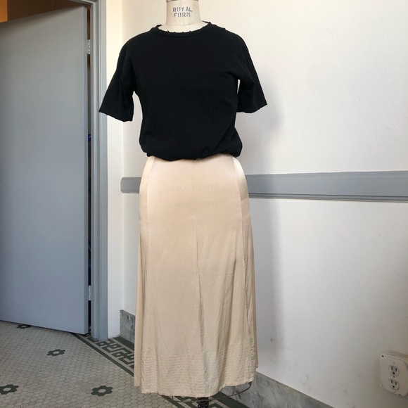 Silk ivory THEORY slip skirt - Picture 2 of 9